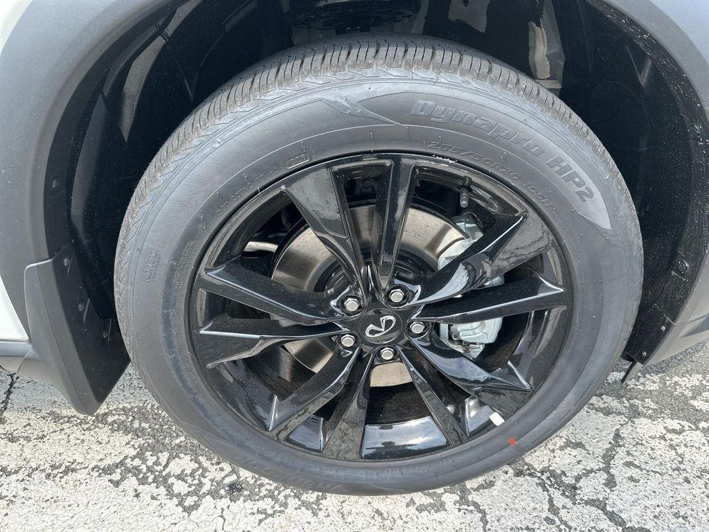 new 2025 INFINITI QX60 car, priced at $51,953