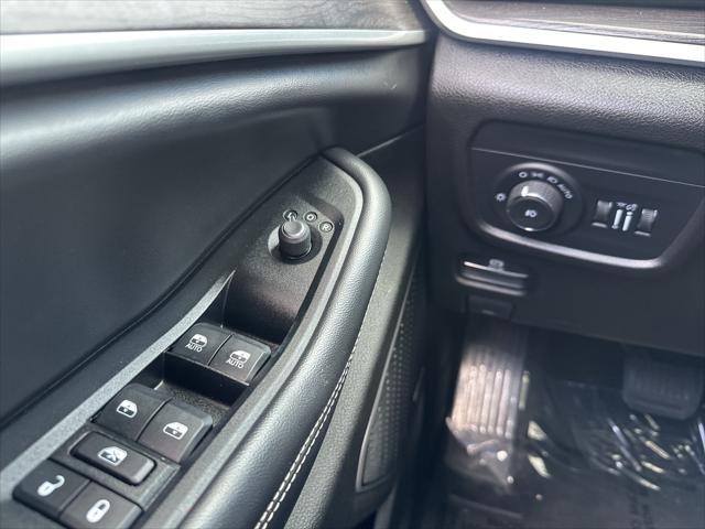 used 2021 Jeep Grand Cherokee L car, priced at $28,000