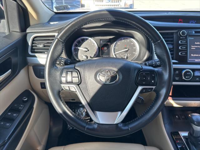 used 2018 Toyota Highlander car, priced at $20,890