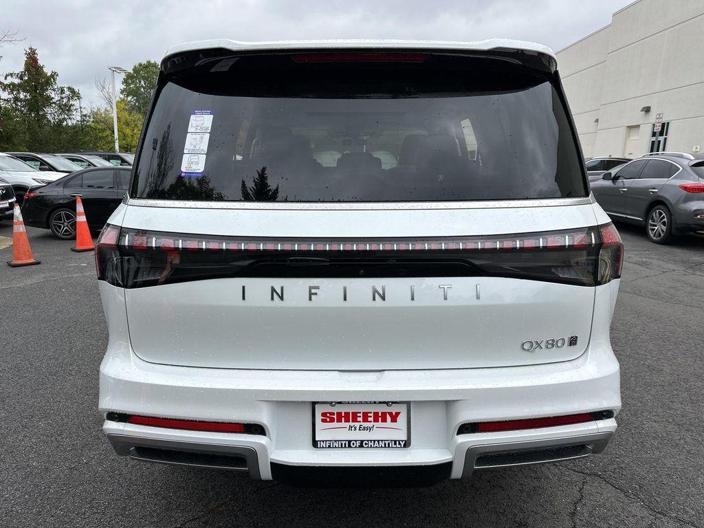 new 2026 INFINITI QX80 car, priced at $98,055