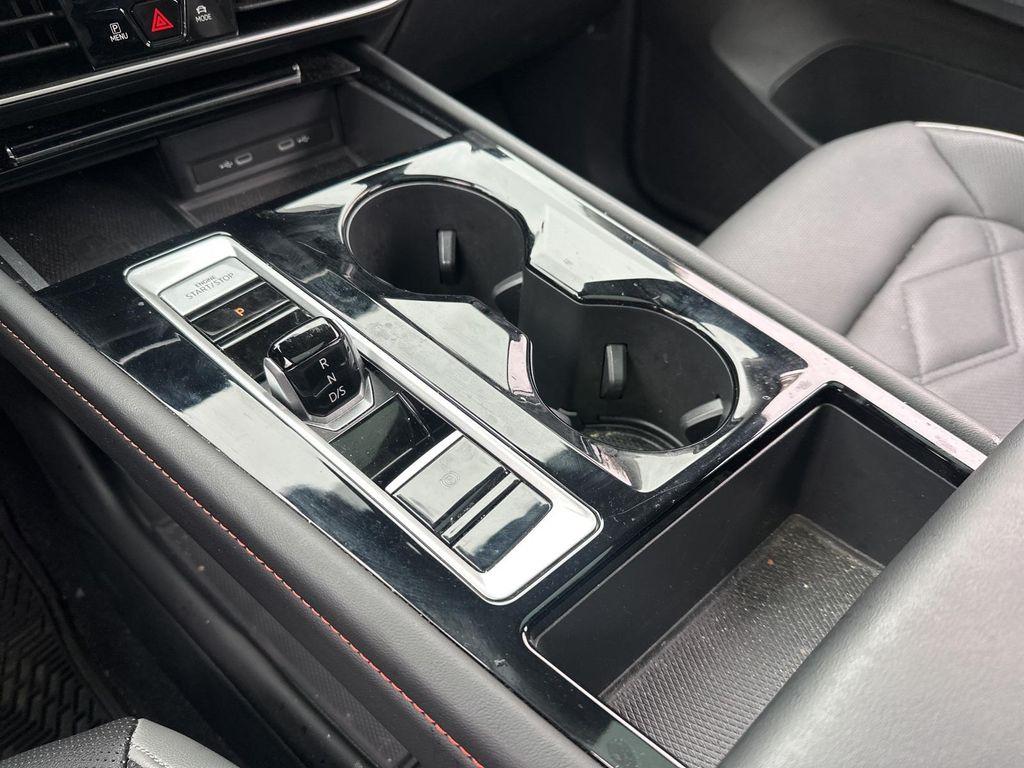 used 2024 Volkswagen Atlas car, priced at $37,200