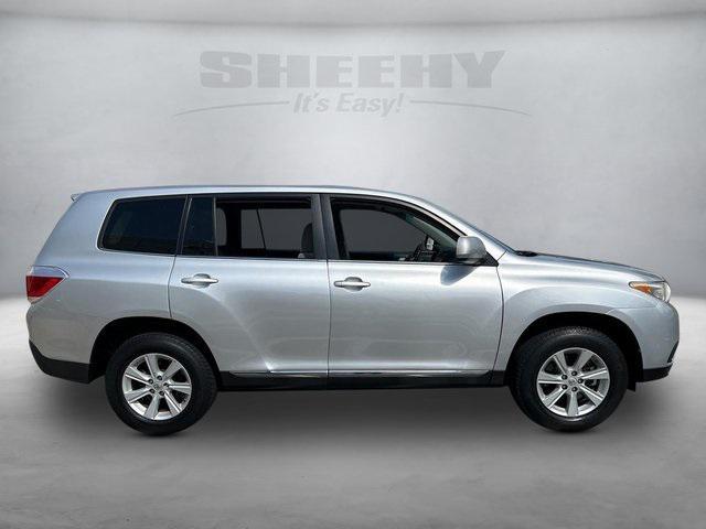 used 2013 Toyota Highlander car, priced at $14,990