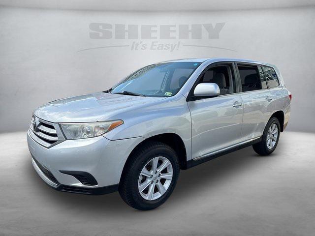 used 2013 Toyota Highlander car, priced at $14,990