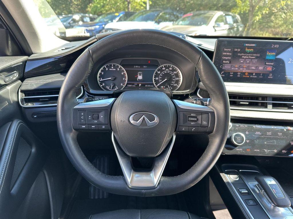 used 2025 INFINITI QX60 car, priced at $38,900