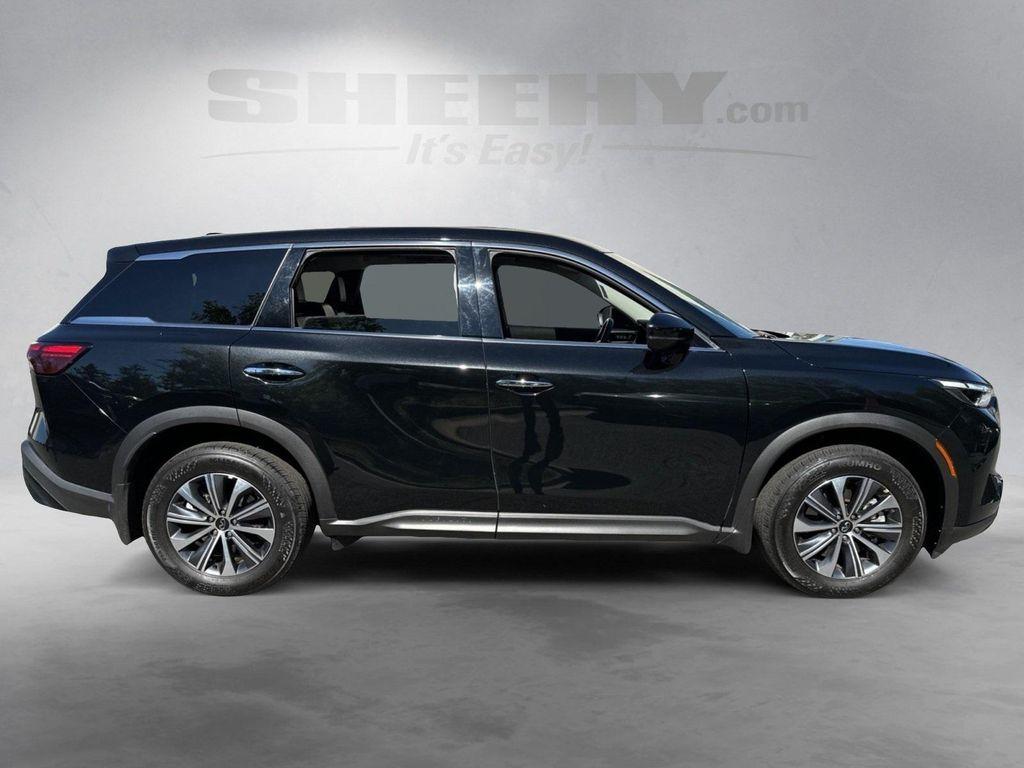 used 2025 INFINITI QX60 car, priced at $38,900