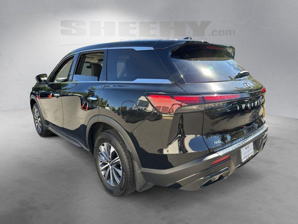 used 2025 INFINITI QX60 car, priced at $38,900
