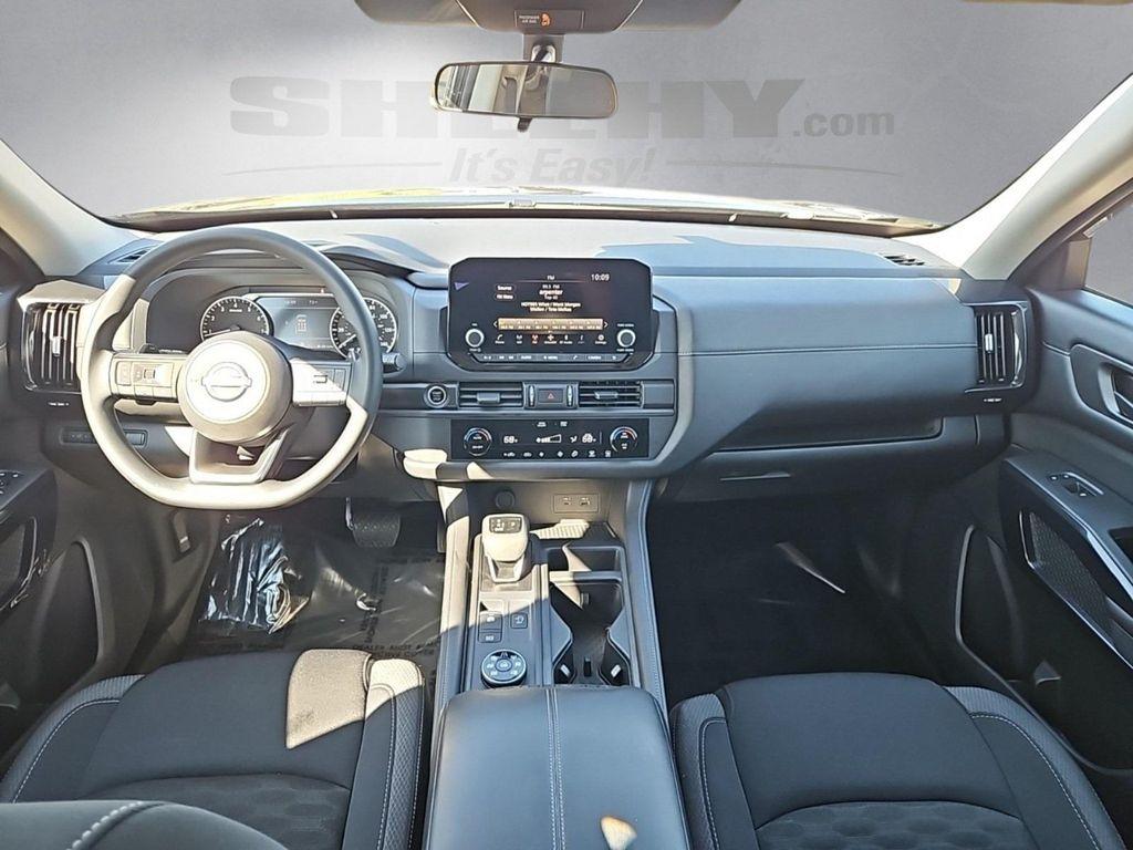 used 2024 Nissan Pathfinder car, priced at $29,500