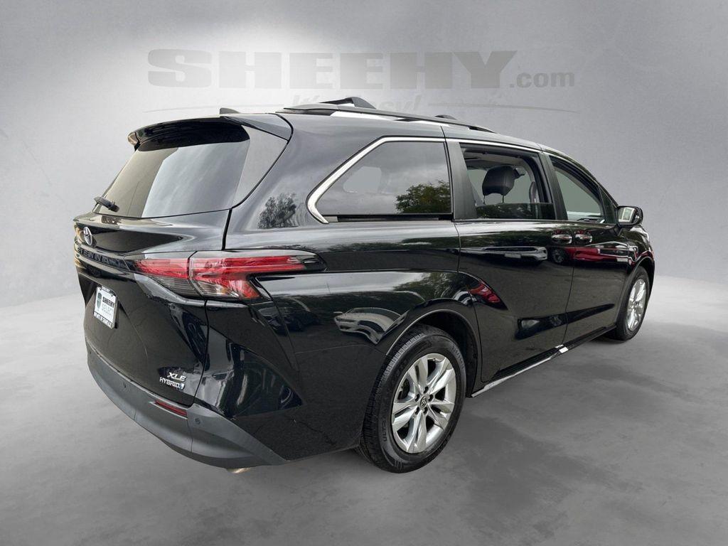 used 2022 Toyota Sienna car, priced at $37,400