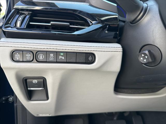 used 2023 Acura MDX car, priced at $43,900