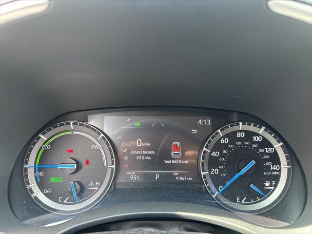used 2021 Toyota Highlander Hybrid car, priced at $38,400