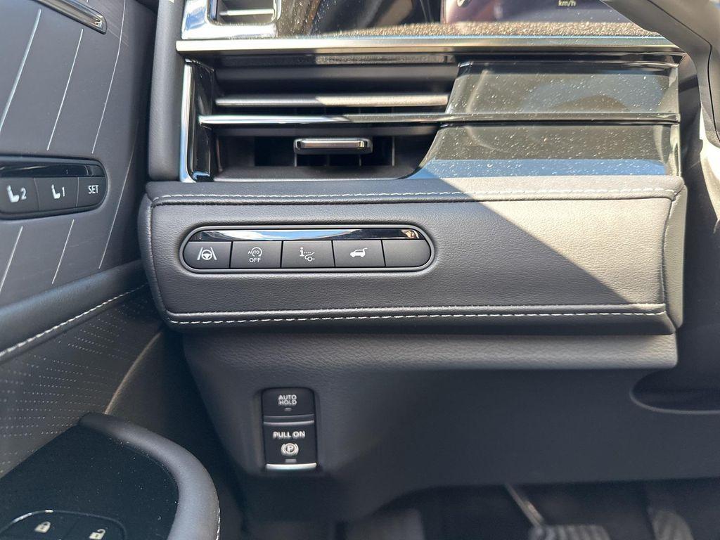 new 2026 INFINITI QX80 car, priced at $104,879