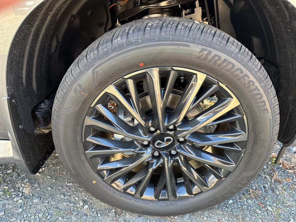 new 2026 INFINITI QX80 car, priced at $104,879