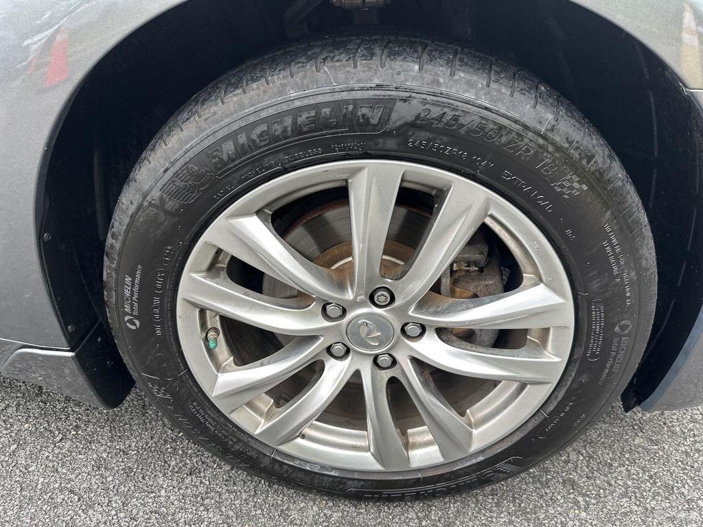used 2018 INFINITI Q70 car, priced at $18,500