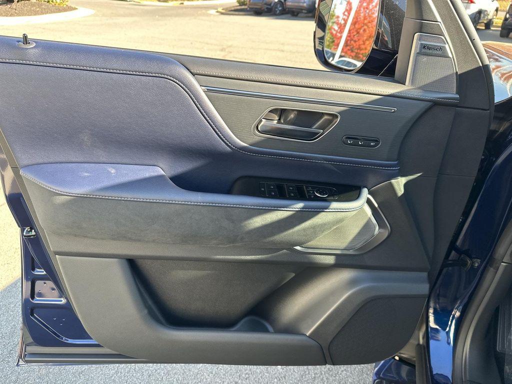 new 2026 INFINITI QX80 car, priced at $95,054