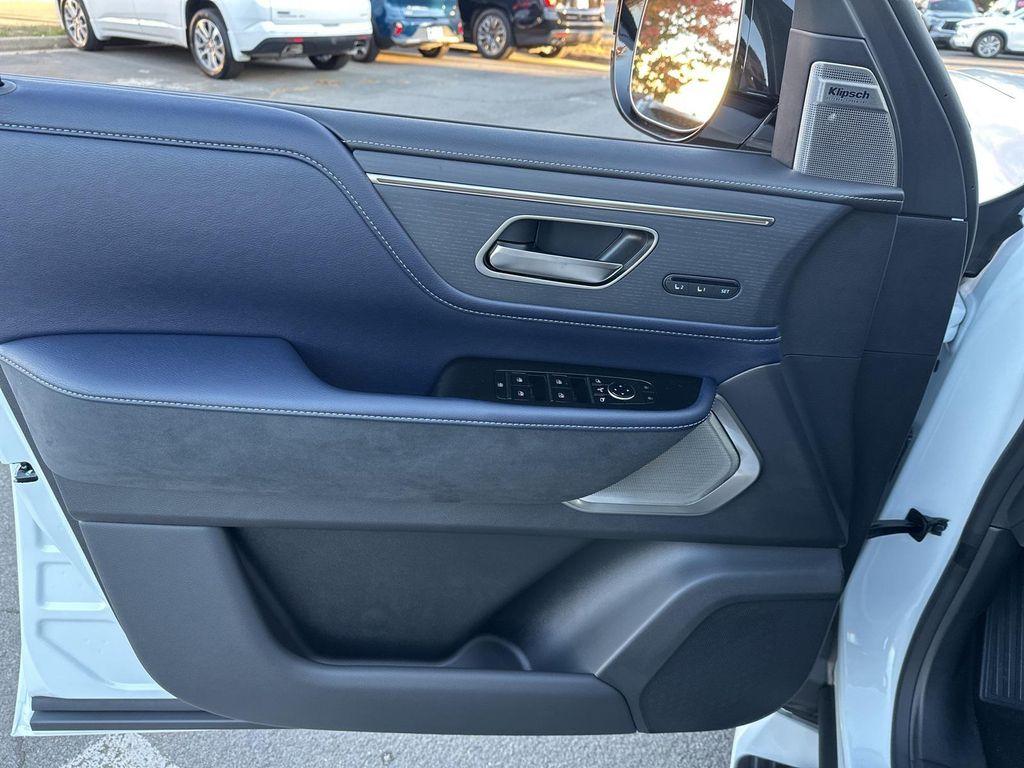 new 2026 INFINITI QX80 car, priced at $95,248