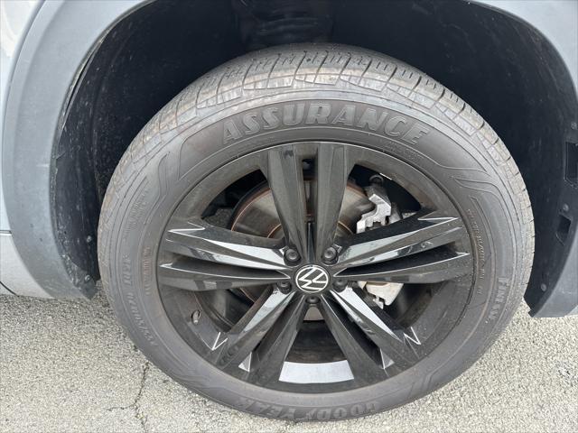 used 2023 Volkswagen Atlas Cross Sport car, priced at $32,995