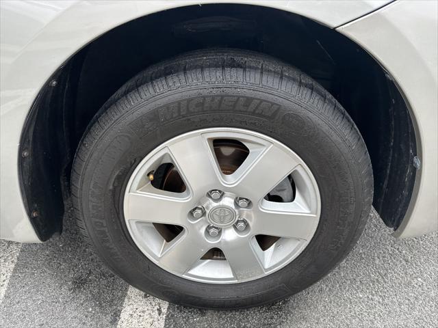 used 2005 Toyota Sienna car, priced at $11,500