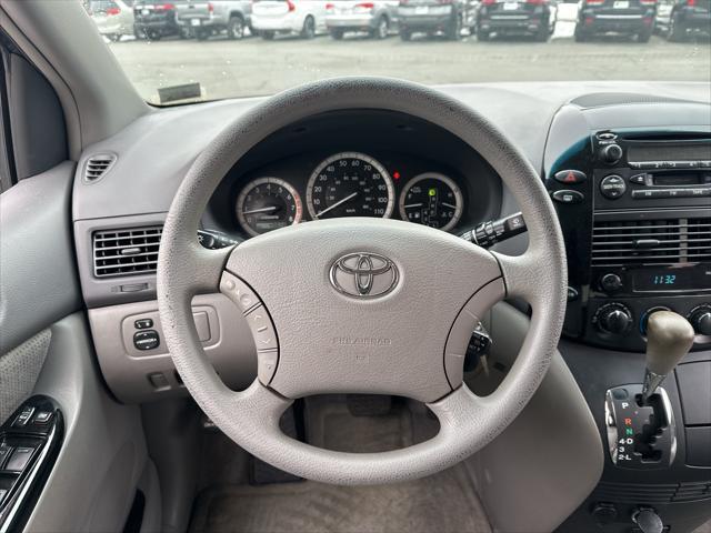 used 2005 Toyota Sienna car, priced at $11,500