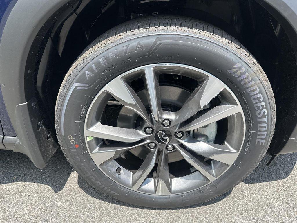 new 2026 INFINITI QX60 car, priced at $53,706