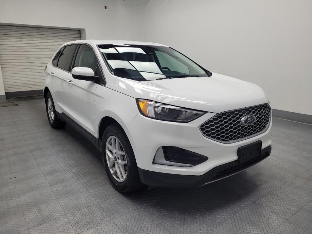 used 2024 Ford Edge car, priced at $22,395