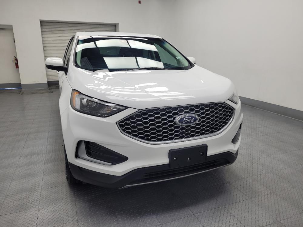 used 2024 Ford Edge car, priced at $22,395