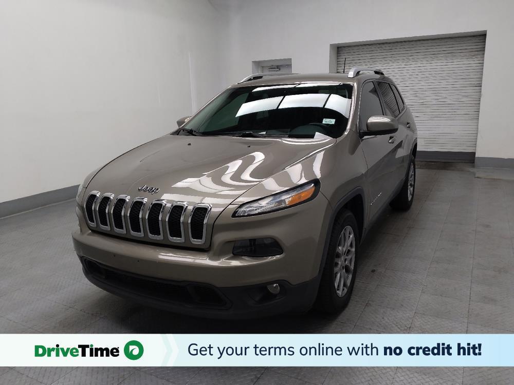 used 2018 Jeep Cherokee car, priced at $15,695