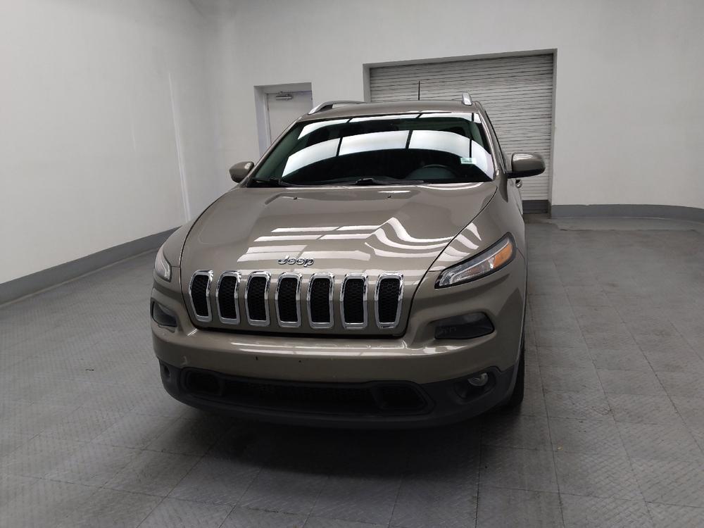 used 2018 Jeep Cherokee car, priced at $15,695