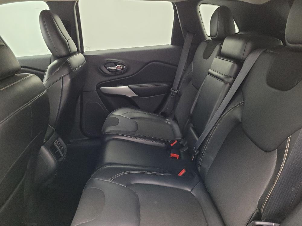 used 2018 Jeep Cherokee car, priced at $15,695