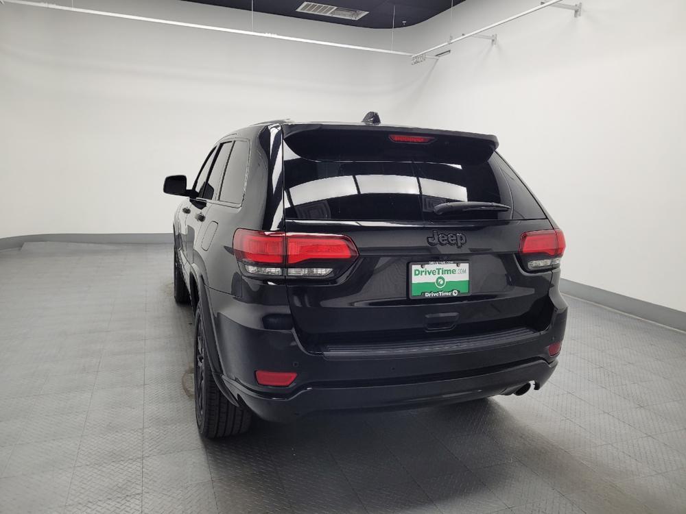 used 2020 Jeep Grand Cherokee car, priced at $20,495