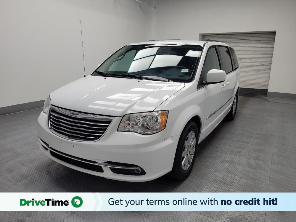 used 2015 Chrysler Town & Country car, priced at $12,495