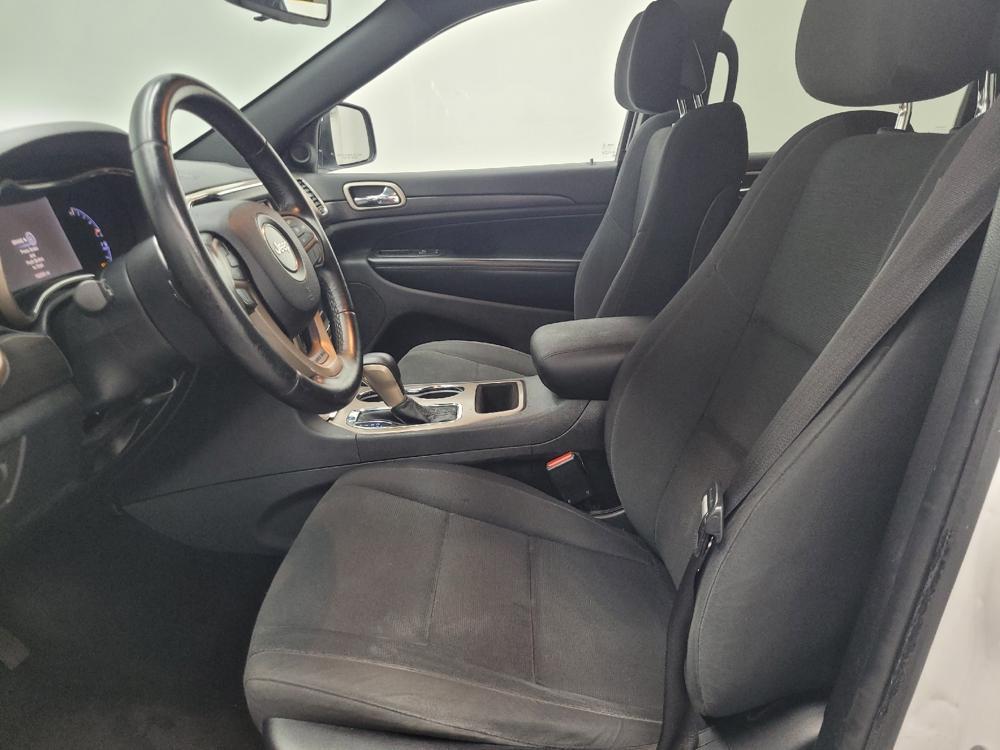 used 2016 Jeep Grand Cherokee car, priced at $13,895