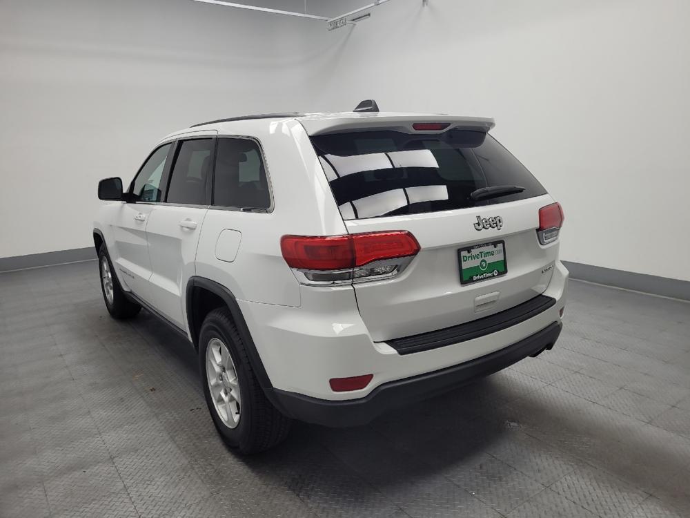 used 2016 Jeep Grand Cherokee car, priced at $13,895