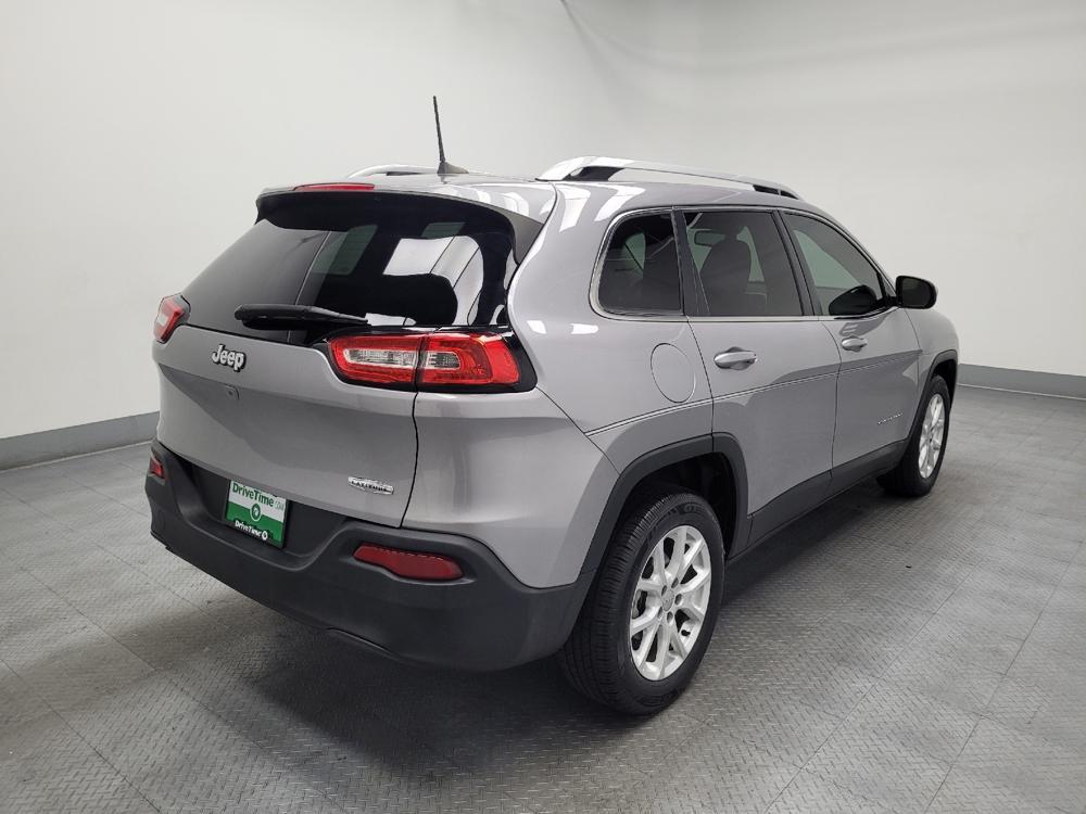 used 2018 Jeep Cherokee car, priced at $15,195