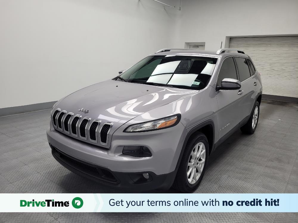 used 2018 Jeep Cherokee car, priced at $15,295