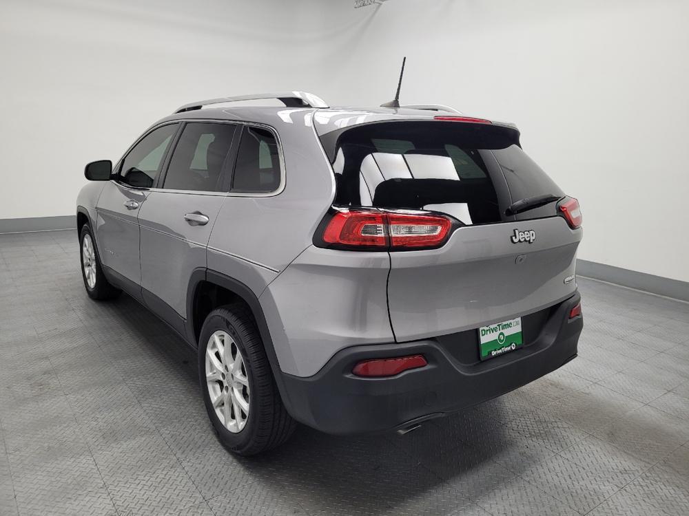 used 2018 Jeep Cherokee car, priced at $15,195