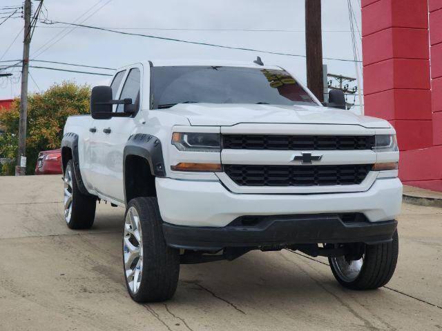 used 2017 Chevrolet Silverado 1500 car, priced at $19,999