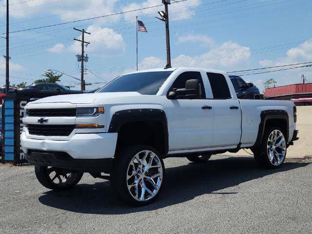 used 2017 Chevrolet Silverado 1500 car, priced at $19,999