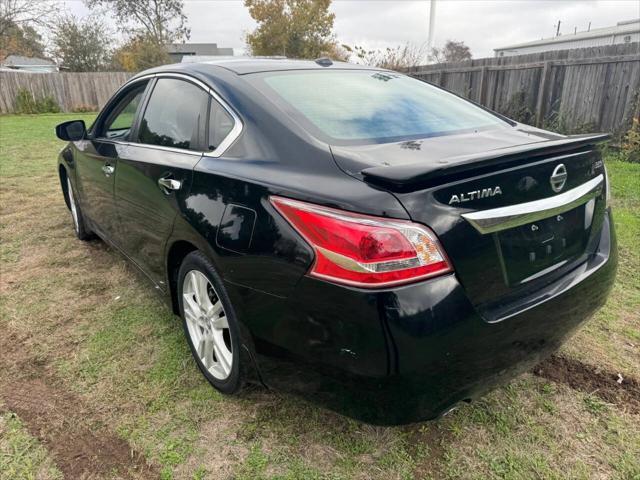 used 2013 Nissan Altima car, priced at $6,999