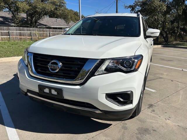 used 2017 Nissan Pathfinder car, priced at $7,999