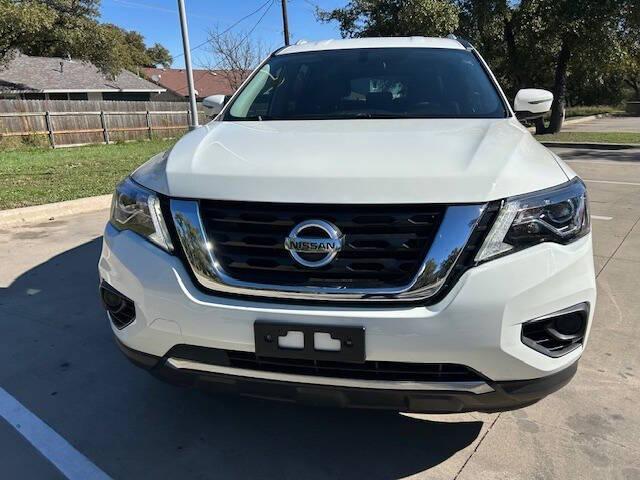 used 2017 Nissan Pathfinder car, priced at $7,999