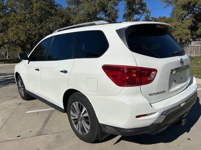 used 2017 Nissan Pathfinder car, priced at $7,999