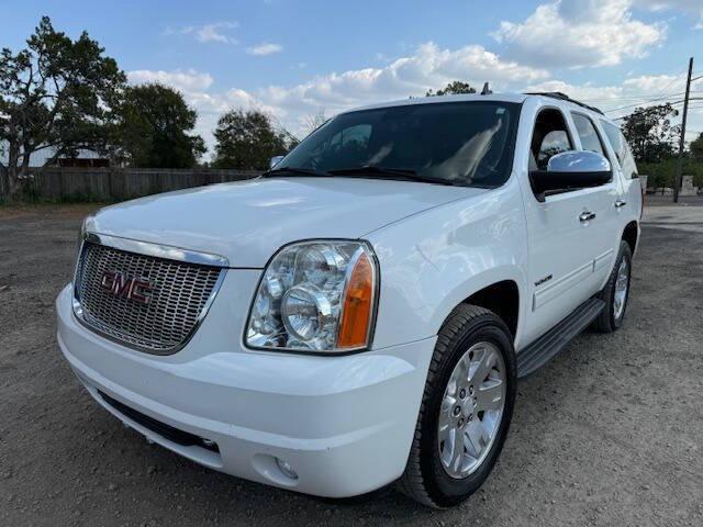 used 2013 GMC Yukon car, priced at $12,999