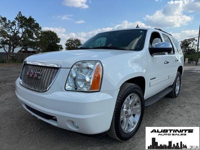 used 2013 GMC Yukon car, priced at $12,999