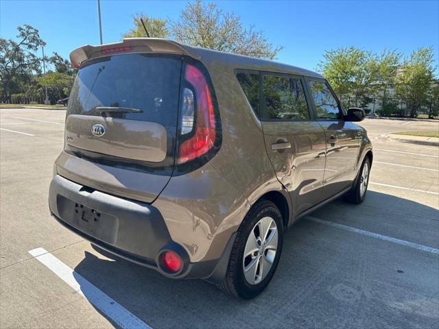 used 2015 Kia Soul car, priced at $5,999