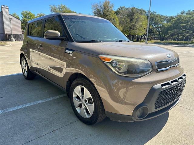 used 2015 Kia Soul car, priced at $5,999