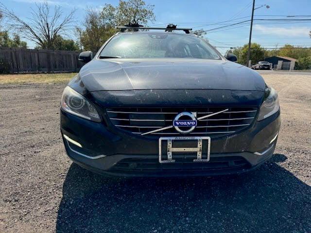 used 2015 Volvo V60 car, priced at $6,999