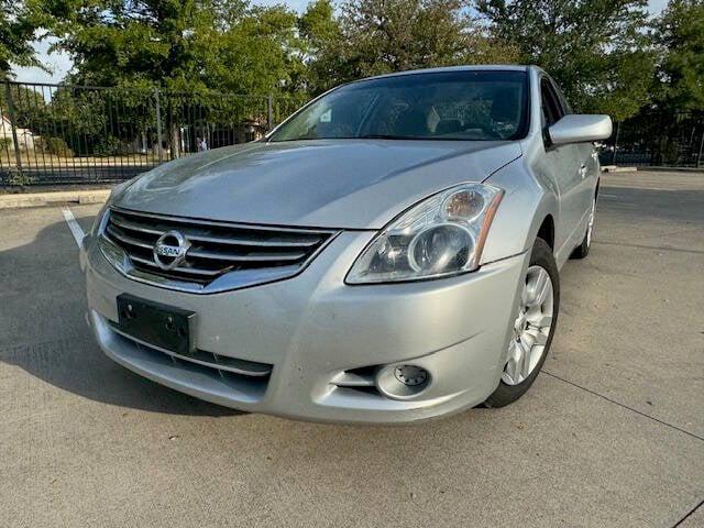 used 2012 Nissan Altima car, priced at $7,999