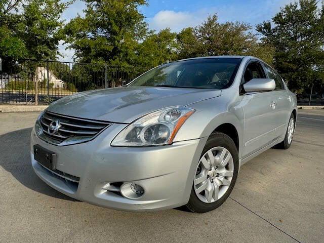 used 2012 Nissan Altima car, priced at $7,999