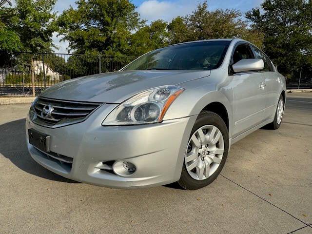 used 2012 Nissan Altima car, priced at $7,999