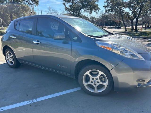 used 2014 Nissan Leaf car, priced at $4,999